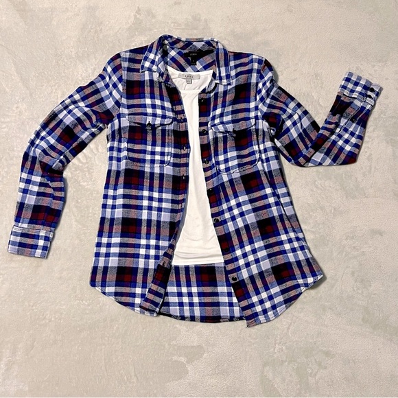 J.Crew Boyfriend flannel in Deep Sea Blue Plaid button down collared shirt - Picture 2 of 9